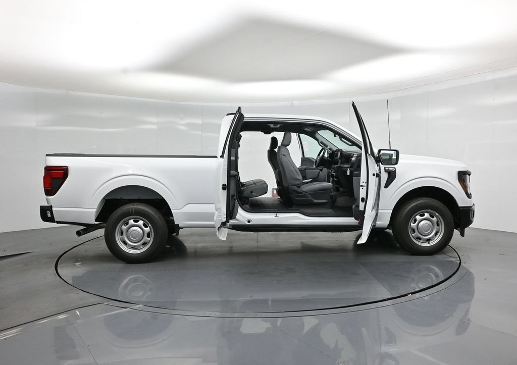 New 2026 Ford F150 XL RWD image 4