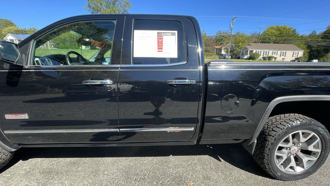 Used 2015 GMC Sierra 1500 SLT w/ All-Terrain Package AWD/4WD image 4