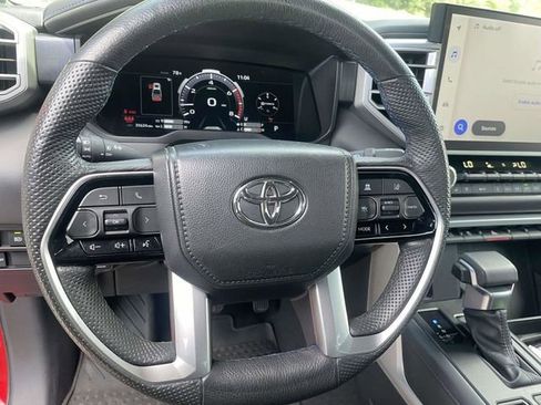 Used 2024 Toyota Tundra Platinum AWD/4WD image 22