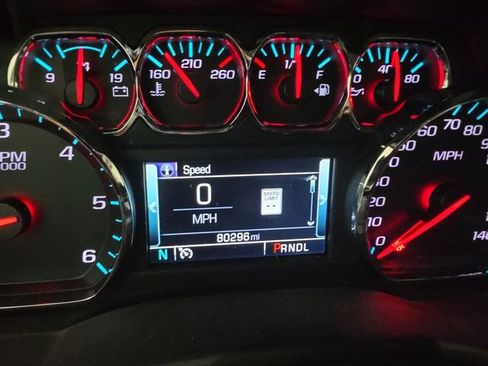 Used 2019 Chevrolet Tahoe Premier w/ Max Trailering Package AWD/4WD image 6