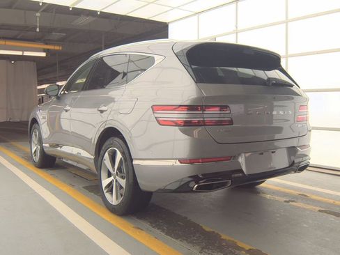 Used 2023 Genesis GV80 3.5T Advanced + AWD/4WD image 4