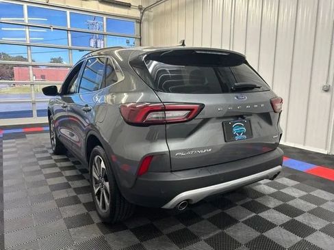 Used 2025 Ford Escape Platinum AWD/4WD image 5