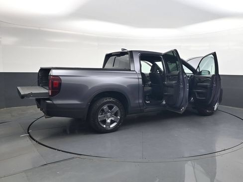 Certified 2025 Honda Ridgeline TrailSport image 50