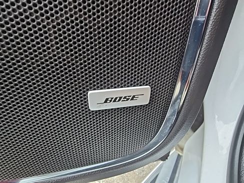 Used 2020 GMC Yukon XL SLT AWD/4WD image 17