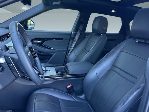 Used 2025 Land Rover Range Rover Evoque S image 5