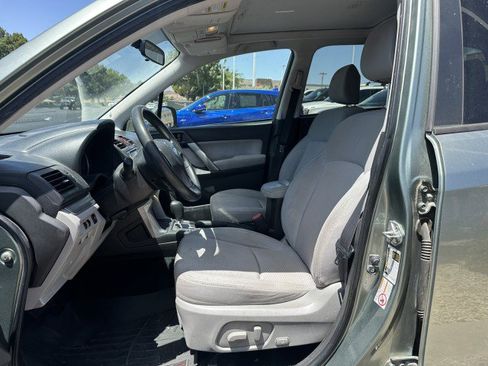 Used 2014 Subaru Forester 2.5i Premium AWD/4WD image 7