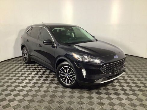 Used 2022 Ford Escape SEL w/ Technology Package image 4