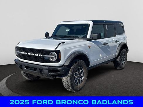 New 2025 Ford Bronco Badlands AWD/4WD image 1