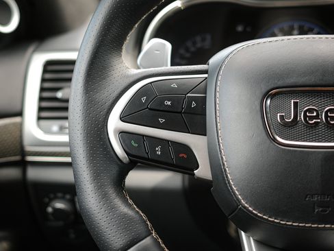 Used 2018 Jeep Grand Cherokee Trackhawk AWD/4WD image 19