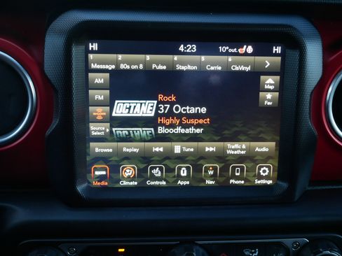 Used 2020 Jeep Gladiator Rubicon image 22