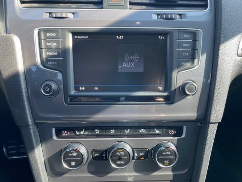 Used 2017 Volkswagen Golf Alltrack SEL AWD/4WD image 19