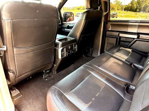 Used 2019 Ford F150 XLT w/ Equipment Group 302A Luxury AWD/4WD image 19