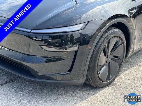 Used 2026 Tesla Model Y Long Range AWD/4WD image 9
