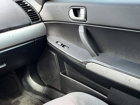 Used 2006 Mitsubishi Galant SE FWD image 18