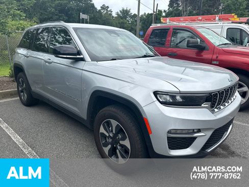 Used 2024 Jeep Grand Cherokee Limited 4xe AWD/4WD image 10
