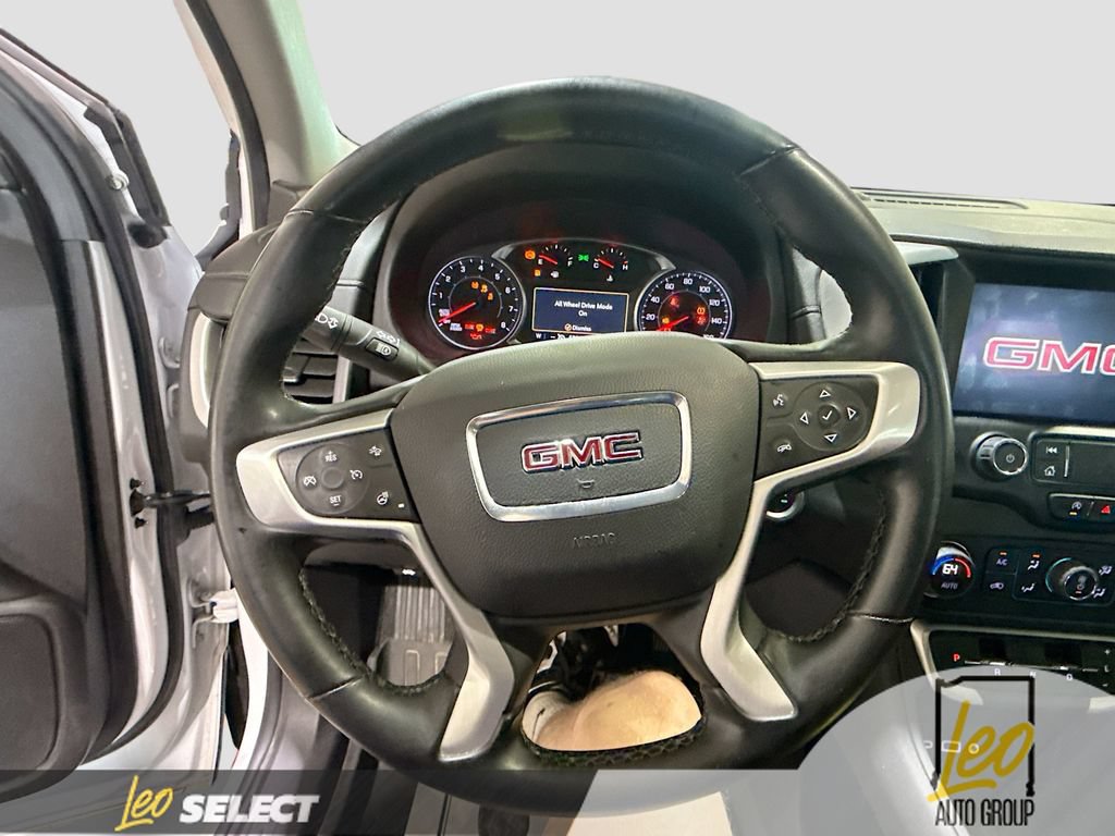 Used 2024 GMC Terrain SLT w/ LPO, Floor Liner Package AWD/4WD image 14