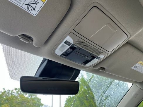 Used 2020 Acura MDX FWD image 9