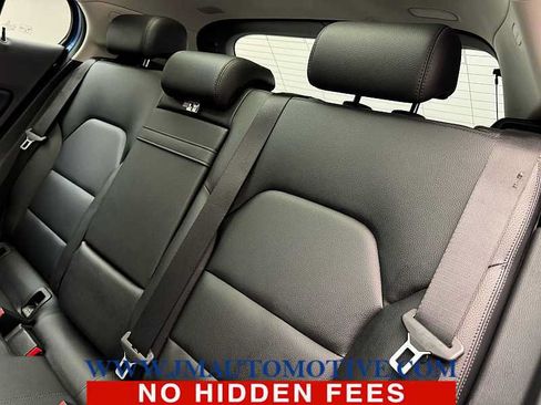 Used 2015 Mercedes-Benz GLA 250 4MATIC image 15
