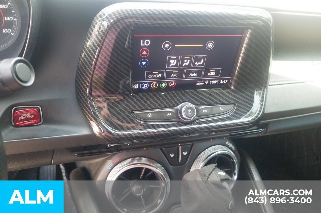Used 2021 Chevrolet Camaro LT RWD image 8
