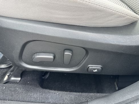 Used 2018 Subaru Forester 2.5i Premium w/ All-Weather Package AWD/4WD image 14