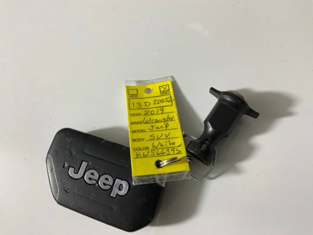 Used 2019 Jeep Wrangler Unlimited Sahara w/ Cold Weather Group AWD/4WD image 39