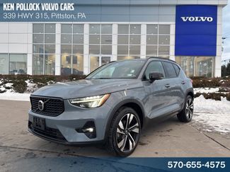 Used 2023 Volvo XC40 B5 Plus w/ Protection Package Premier video 1