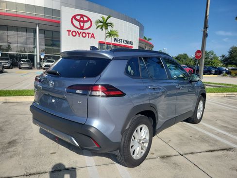 Used 2026 Toyota Corolla Cross LE FWD image 7