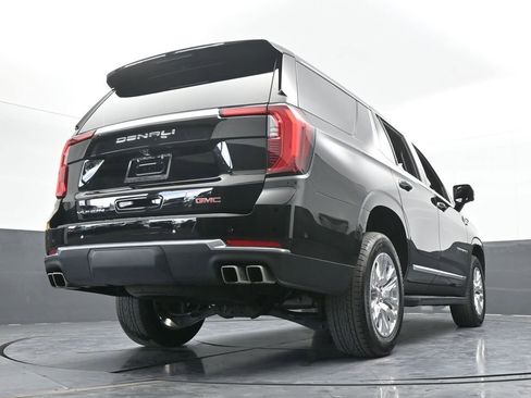 Used 2025 GMC Yukon Denali AWD/4WD image 76