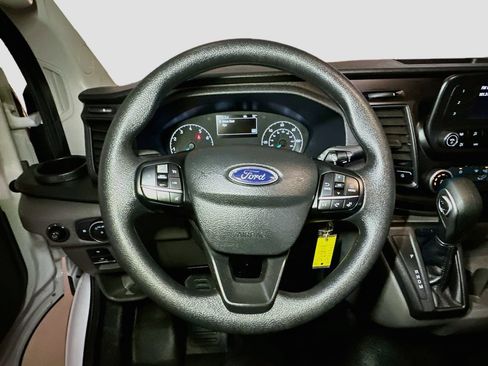 Used 2025 Ford Transit 250 Low Roof w/ Exterior Upgrade Package RWD image 11