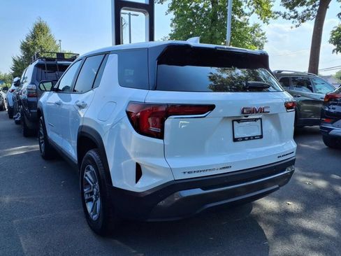 Used 2025 GMC Terrain Elevation AWD/4WD image 8