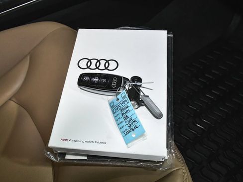 Used 2022 Audi Q8 Premium AWD/4WD image 61