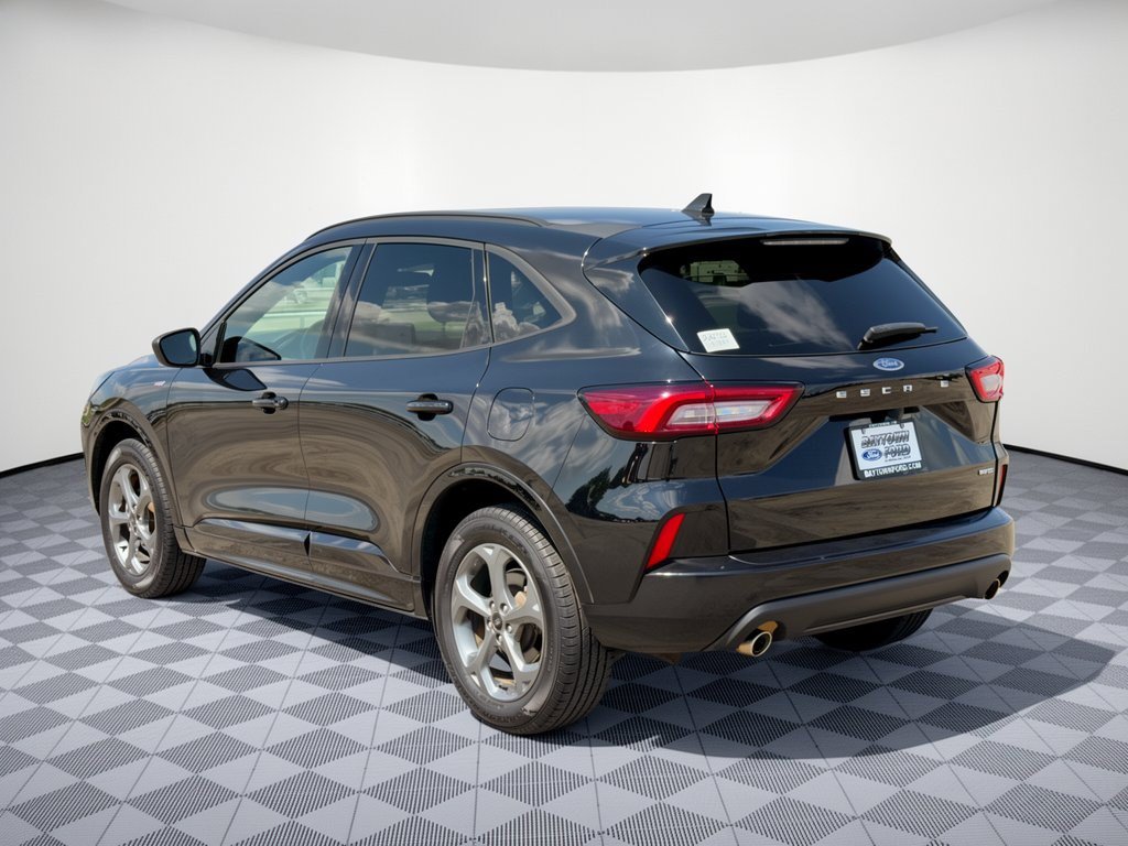 Used 2024 Ford Escape ST-Line AWD/4WD image 3