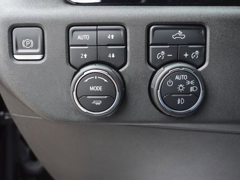 Used 2022 Chevrolet Silverado 1500 RST image 28