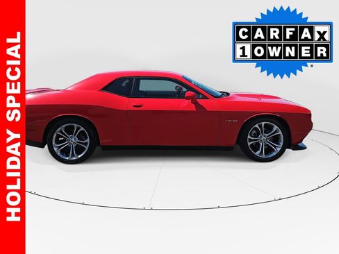 Used 2022 Dodge Challenger R/T image 2