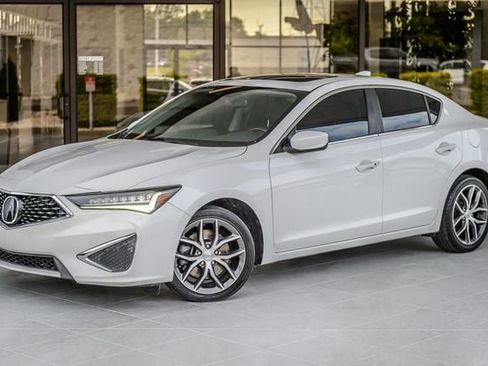 Used 2019 Acura ILX FWD image 2