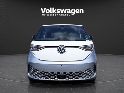 Certified 2025 Volkswagen ID. Buzz 1st Edition AWD/4WD image 3