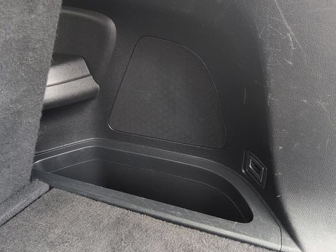 Used 2017 Honda Pilot Touring image 40
