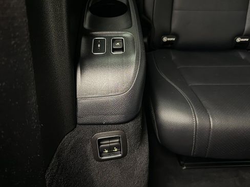 Used 2020 Mercedes-Benz GLS 450 4MATIC image 70