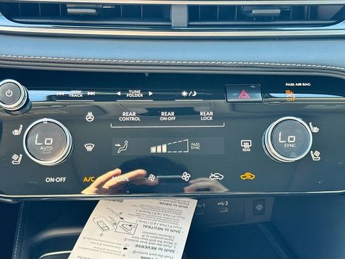 Certified 2026 INFINITI QX60 Luxe w/ Cargo Package image 17