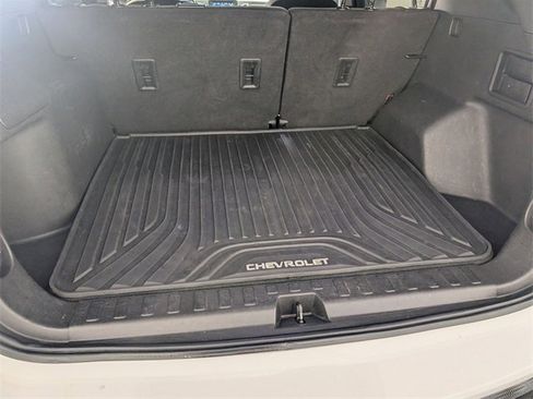 Used 2019 Chevrolet Equinox LT image 29