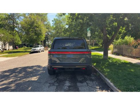 Used 2026 Rivian R1S Premium AWD/4WD image 5