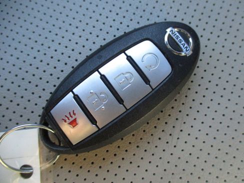 Used 2019 Nissan Rogue Sport SL image 37