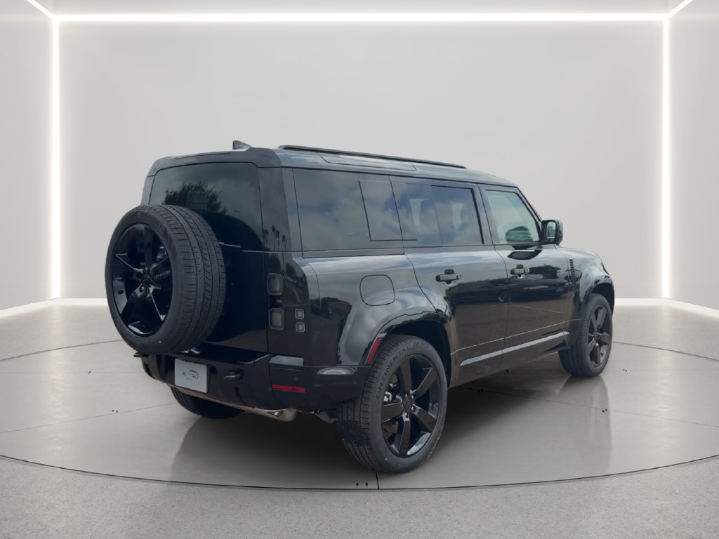New 2026 Land Rover Defender 110 X-Dynamic SE AWD/4WD image 5