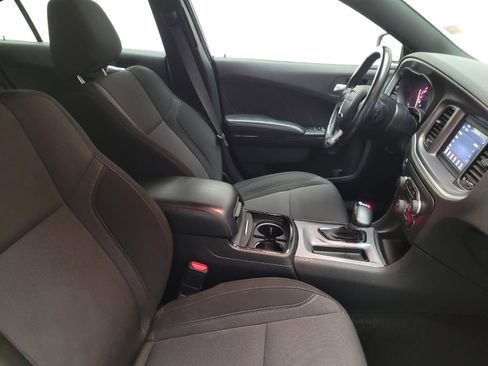 Used 2022 Dodge Charger SXT w/ Blacktop Package image 21