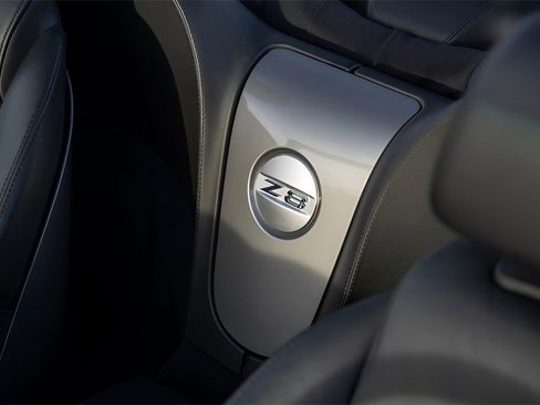 Used 2001 BMW Z8 image 34