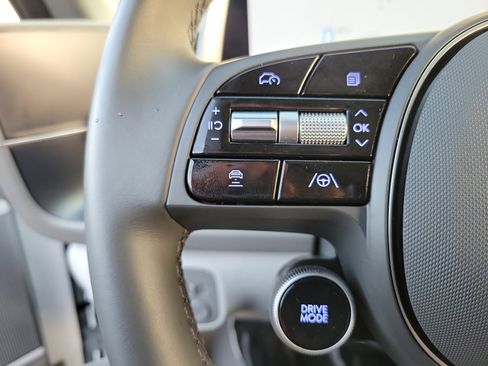 Certified 2025 Hyundai Ioniq 6 SEL image 7