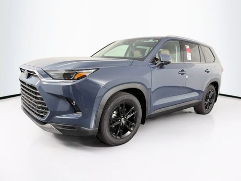 New 2026 Toyota Grand Highlander AWD image 3