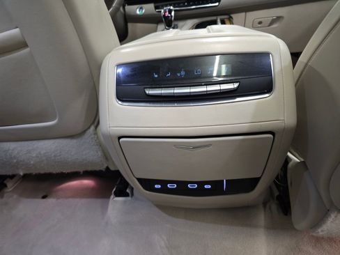 Used 2023 Cadillac Escalade Sport Platinum AWD/4WD image 41
