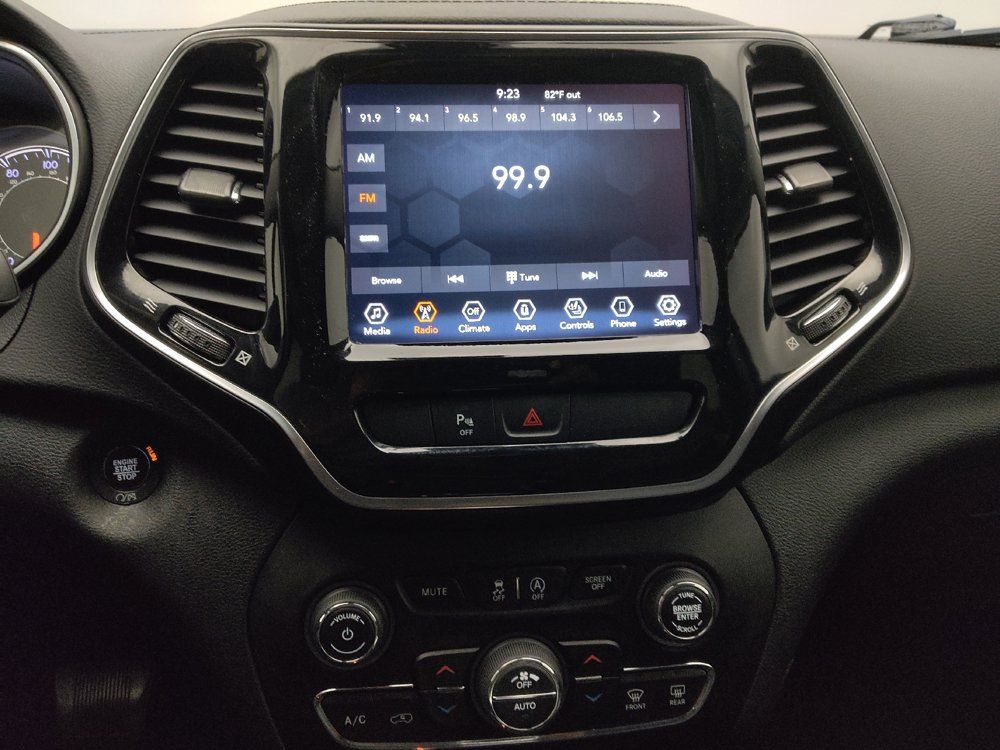 Used 2020 Jeep Cherokee Limited AWD/4WD image 25