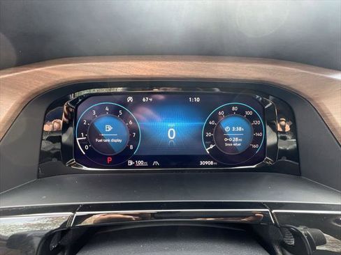 Certified 2025 Volkswagen Atlas SE FWD image 15
